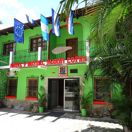 Hotel & Hostal Yaxkin Copán Екстериор снимка