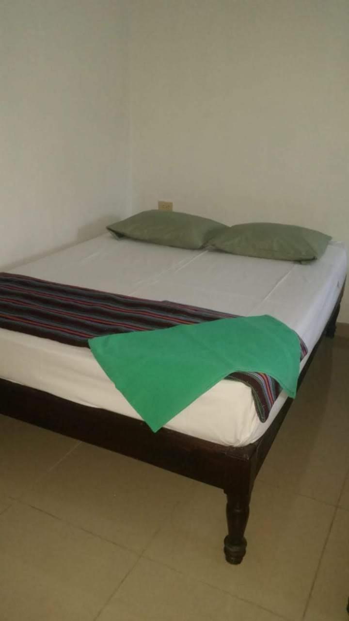 Hotel & Hostal Yaxkin Copán Екстериор снимка