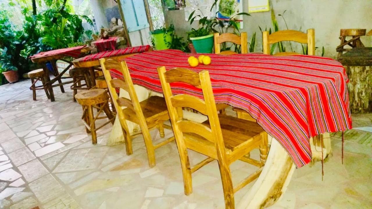 Hotel & Hostal Yaxkin Copán Екстериор снимка