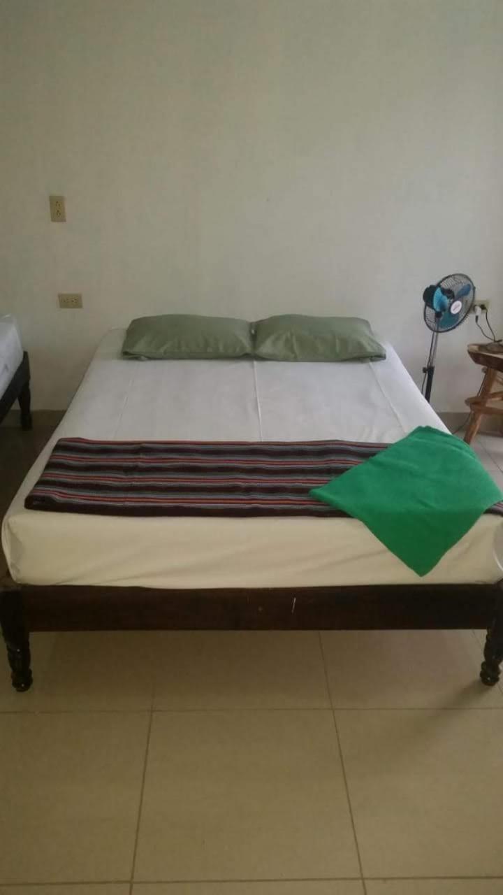 Hotel & Hostal Yaxkin Copán Екстериор снимка